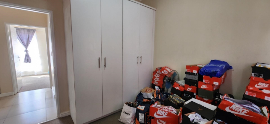 3 Bedroom Property for Sale in Buhrein Western Cape